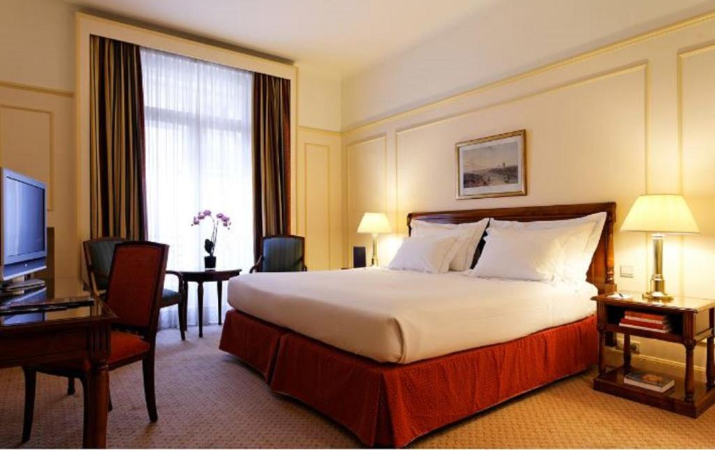 Classic Double or Twin Room