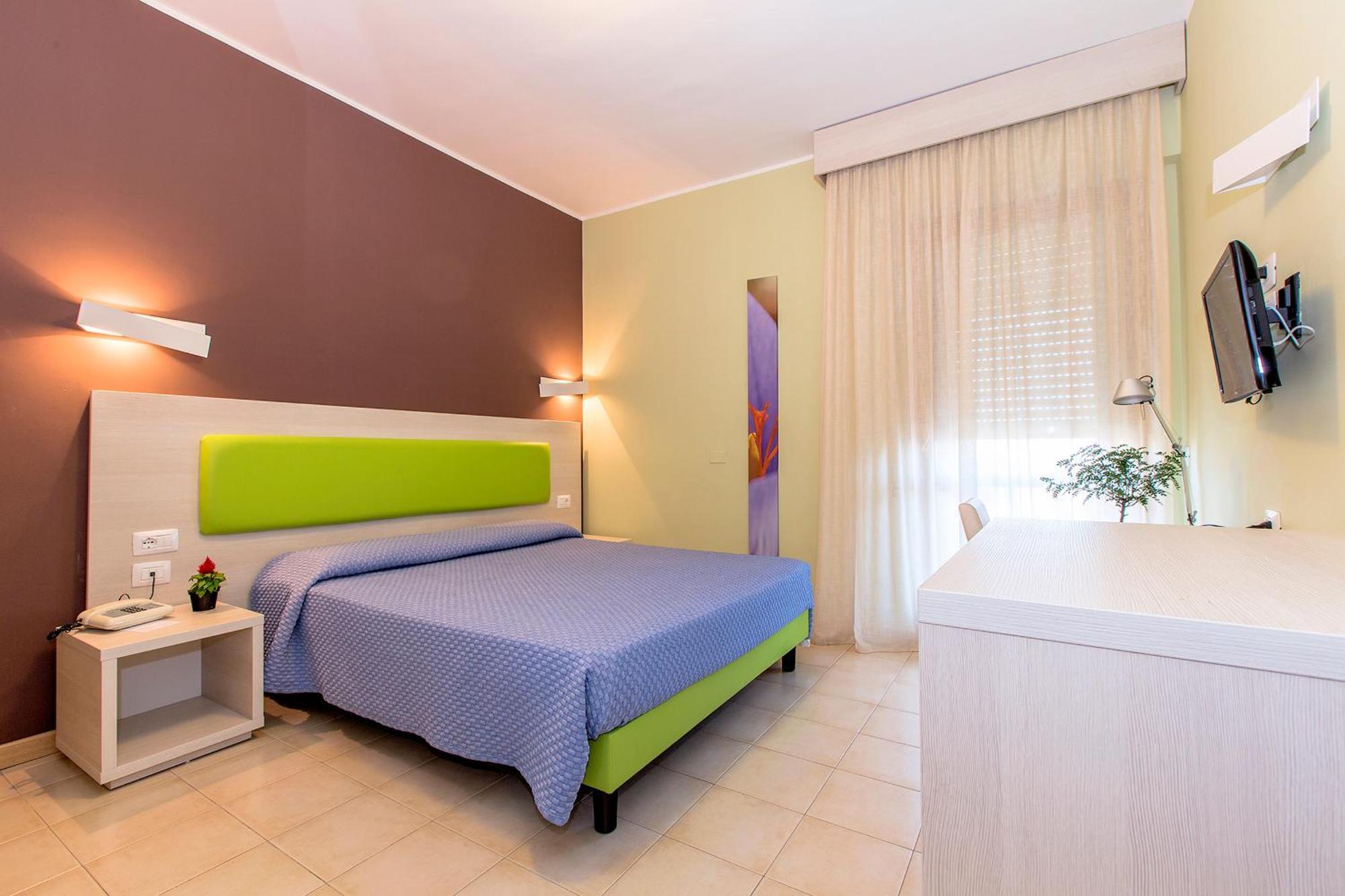 Superior Double or Twin Room,265407861:JPEG