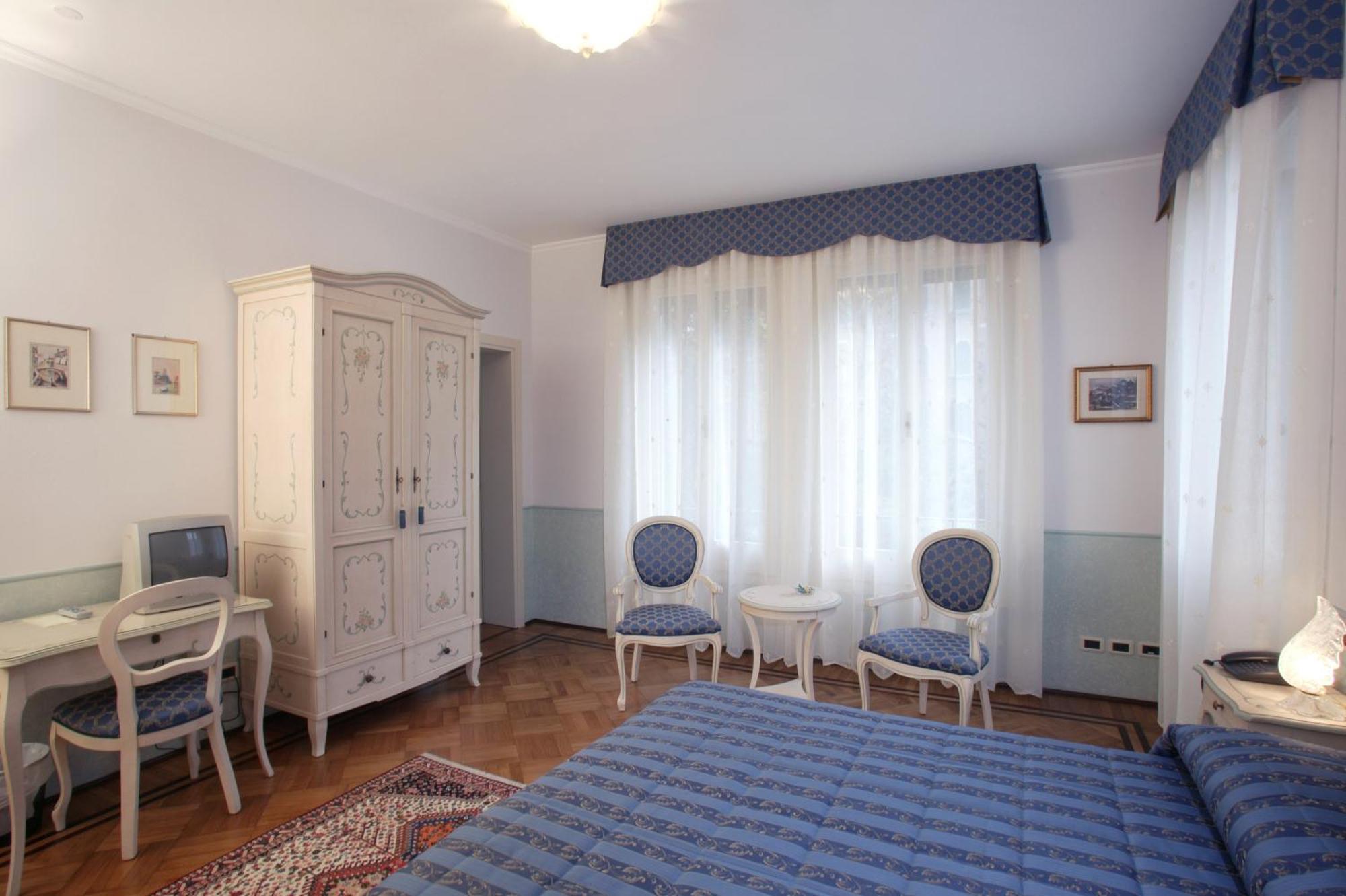 Superior Single Room