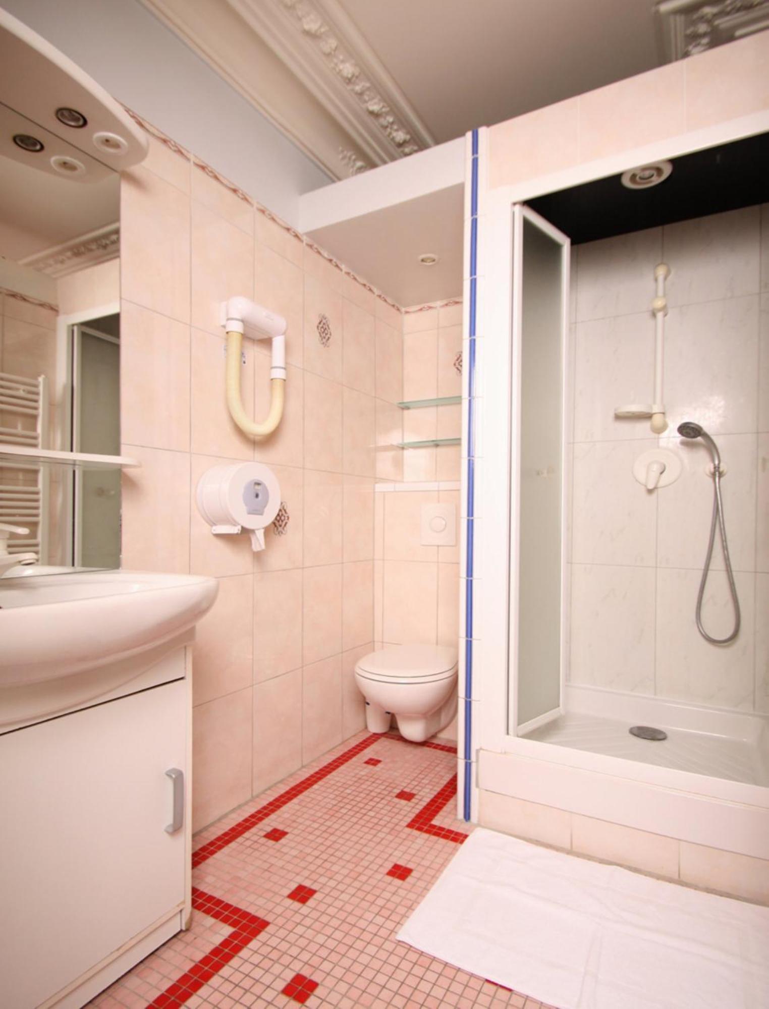 Double Room Private Shower Toilet