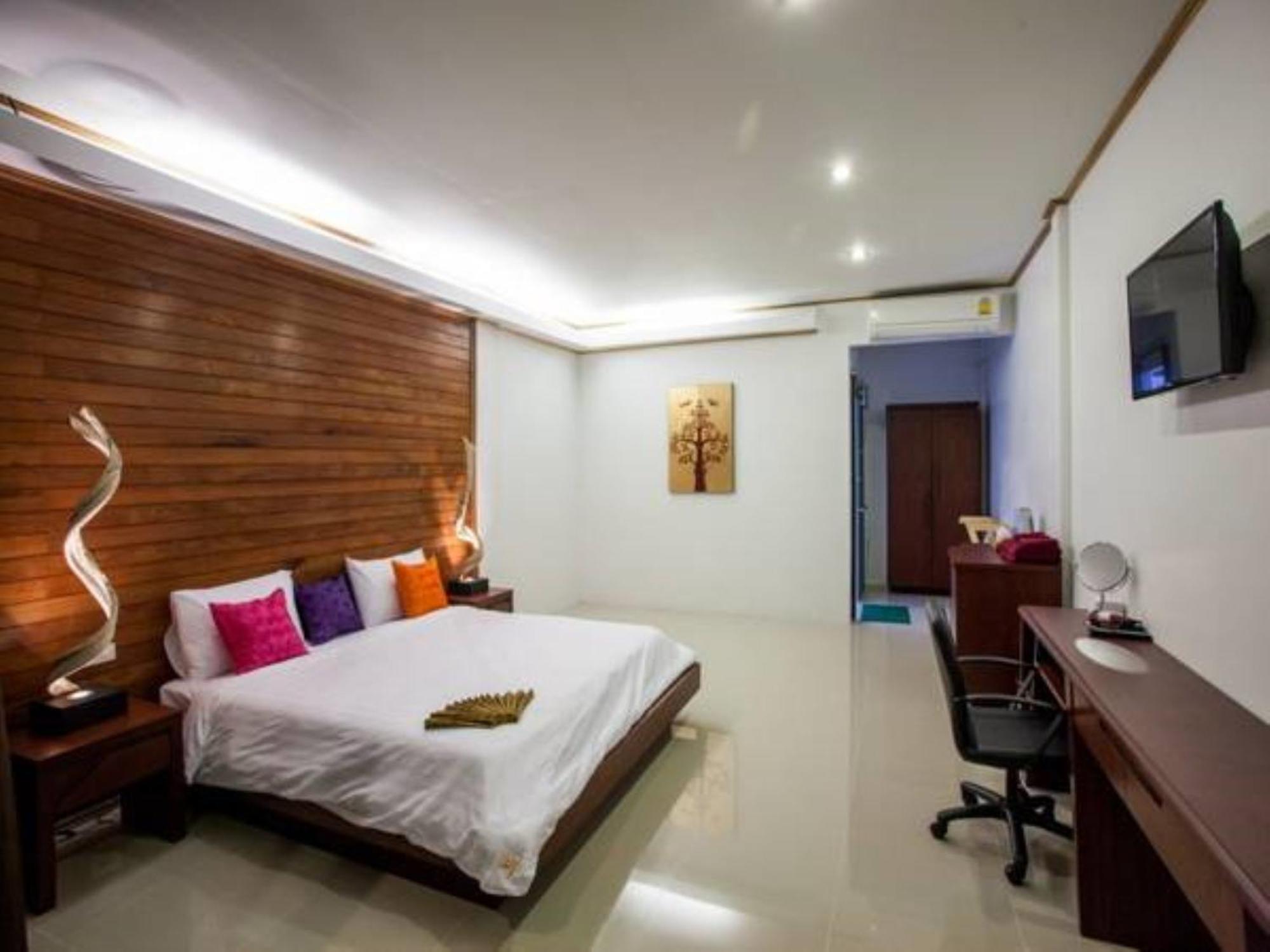 Thai Modern Apartment