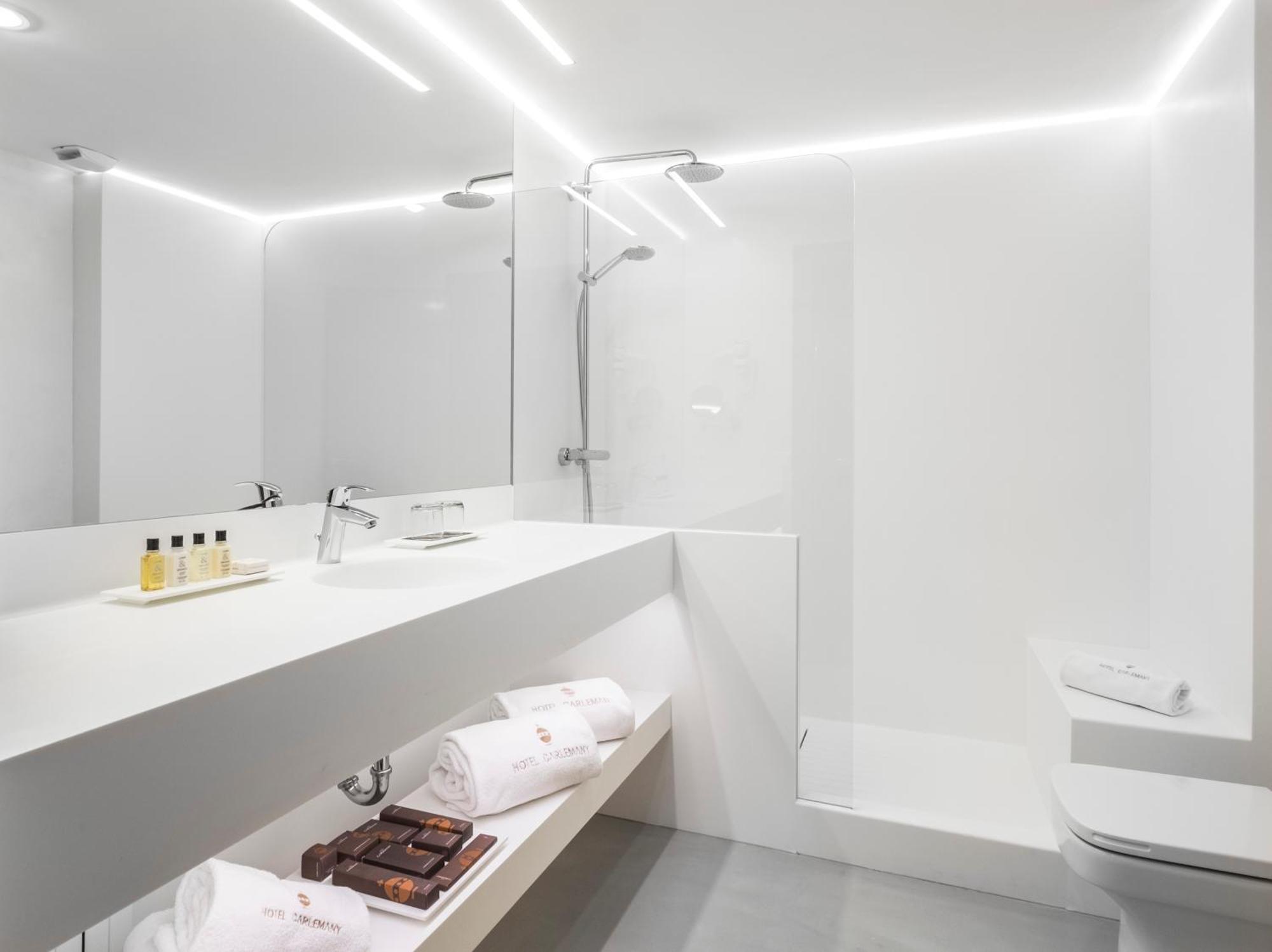 Twin Room,1207859980:JPEG