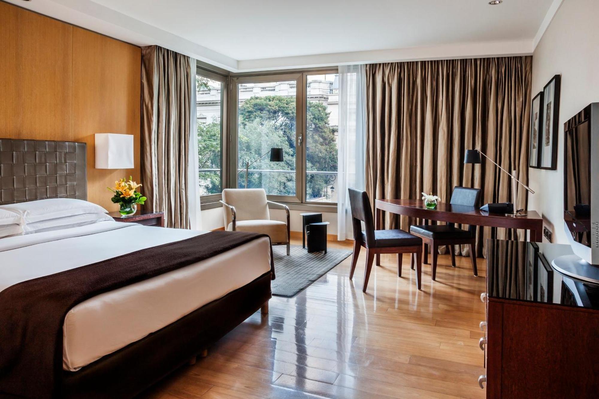 Quarto King Deluxe com Vista Jardim