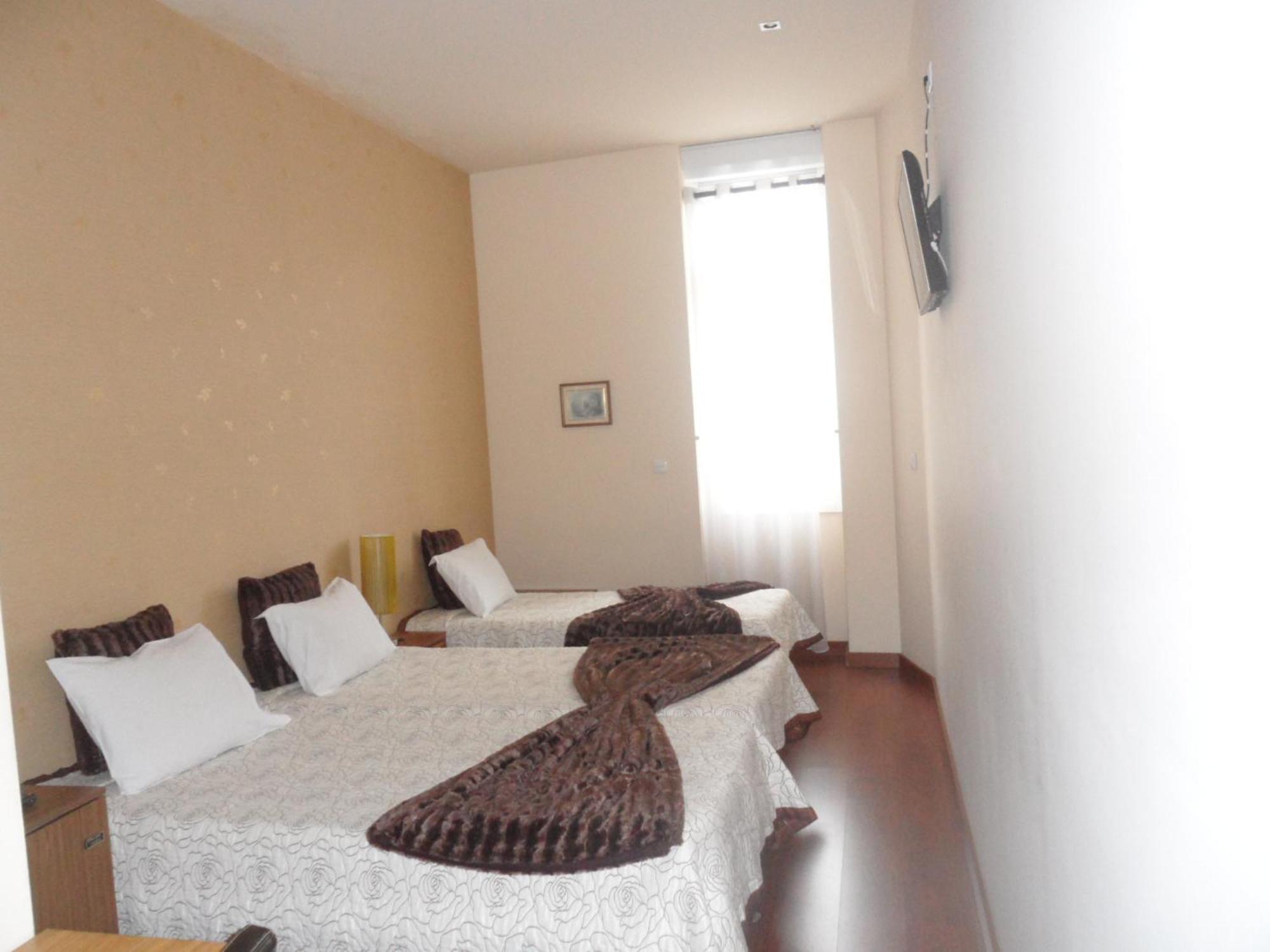 Triple Room,707827126:JPEG
