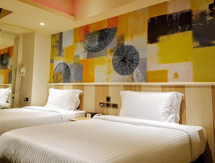 Deluxe Double or Twin Room