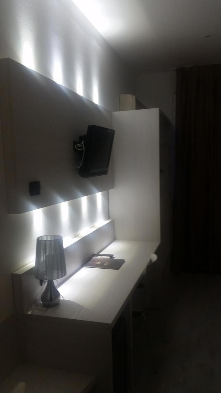 Economy Single Room