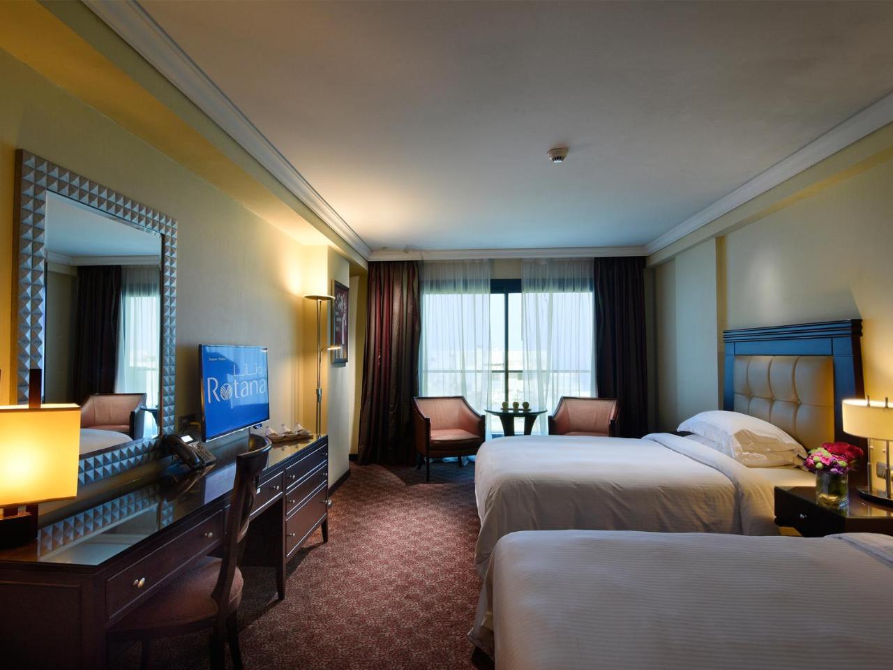 Sea Front Studio Balcony Twin Bed