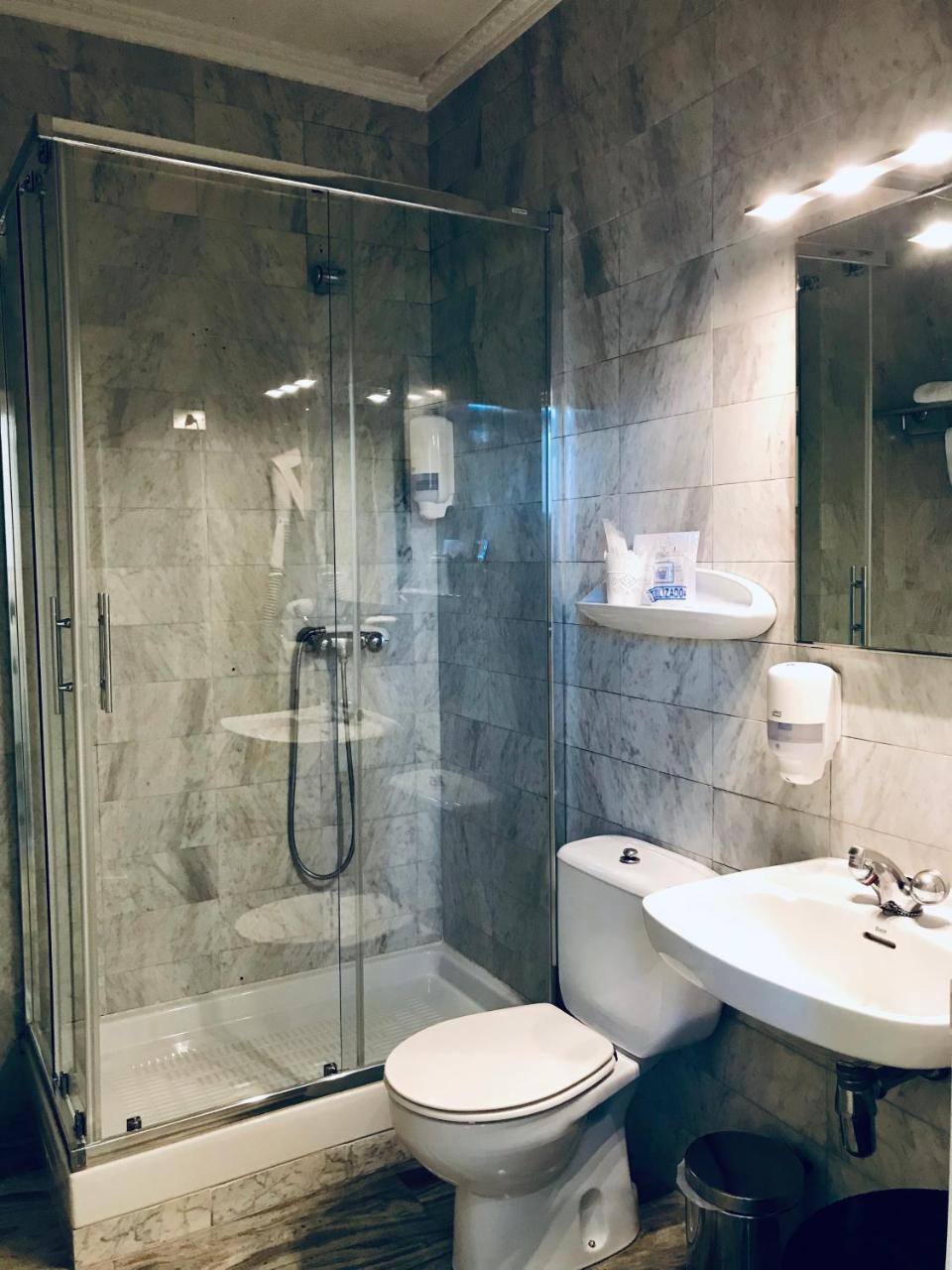 Single Room,752733413:JPEG