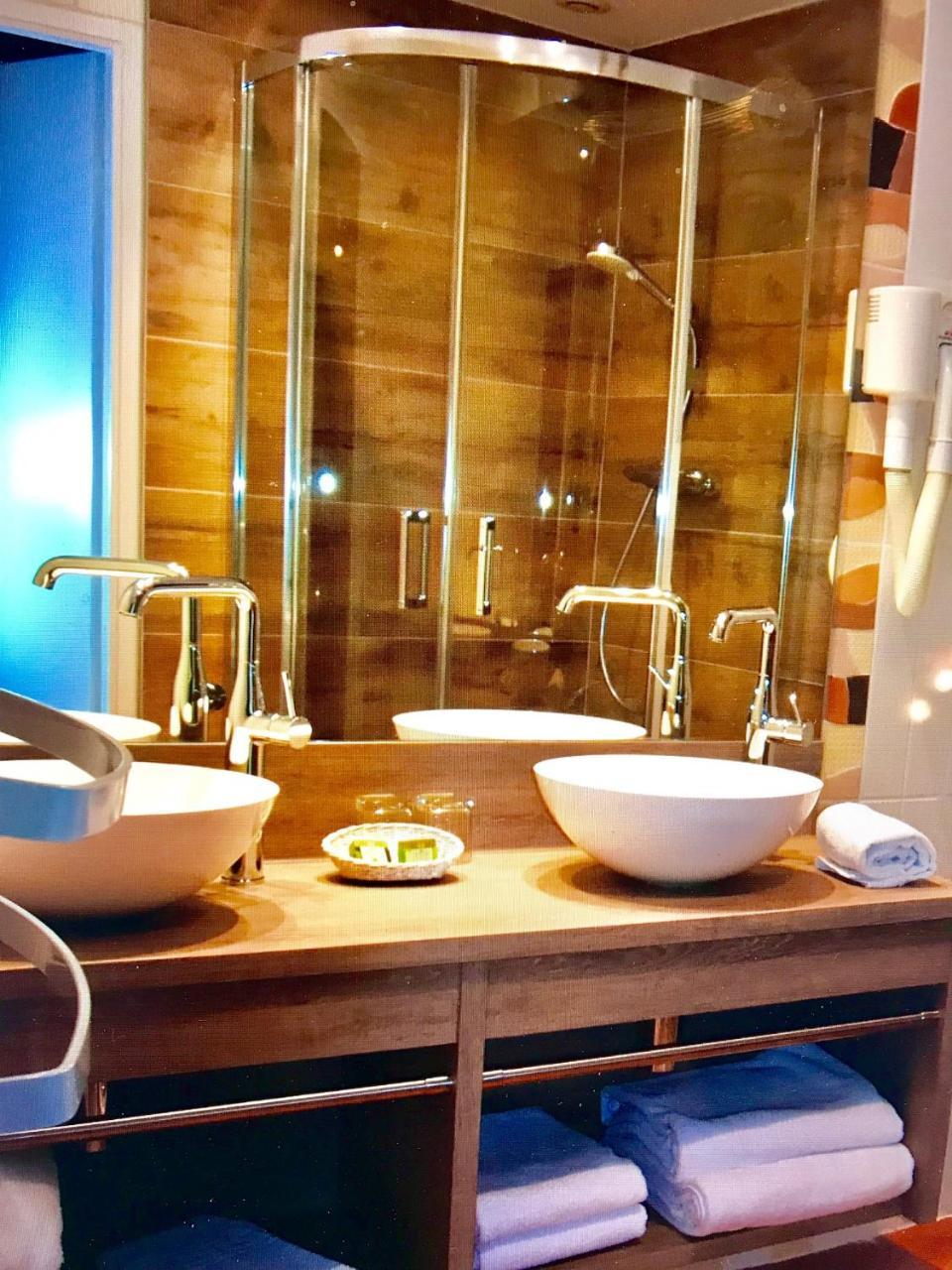 Suite Spa Bath