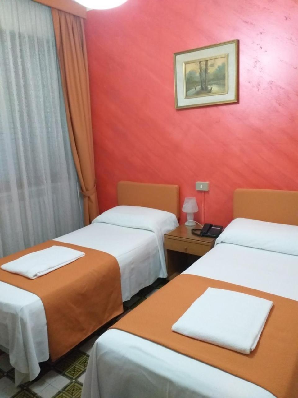 Twin Room,770001733:JPEG