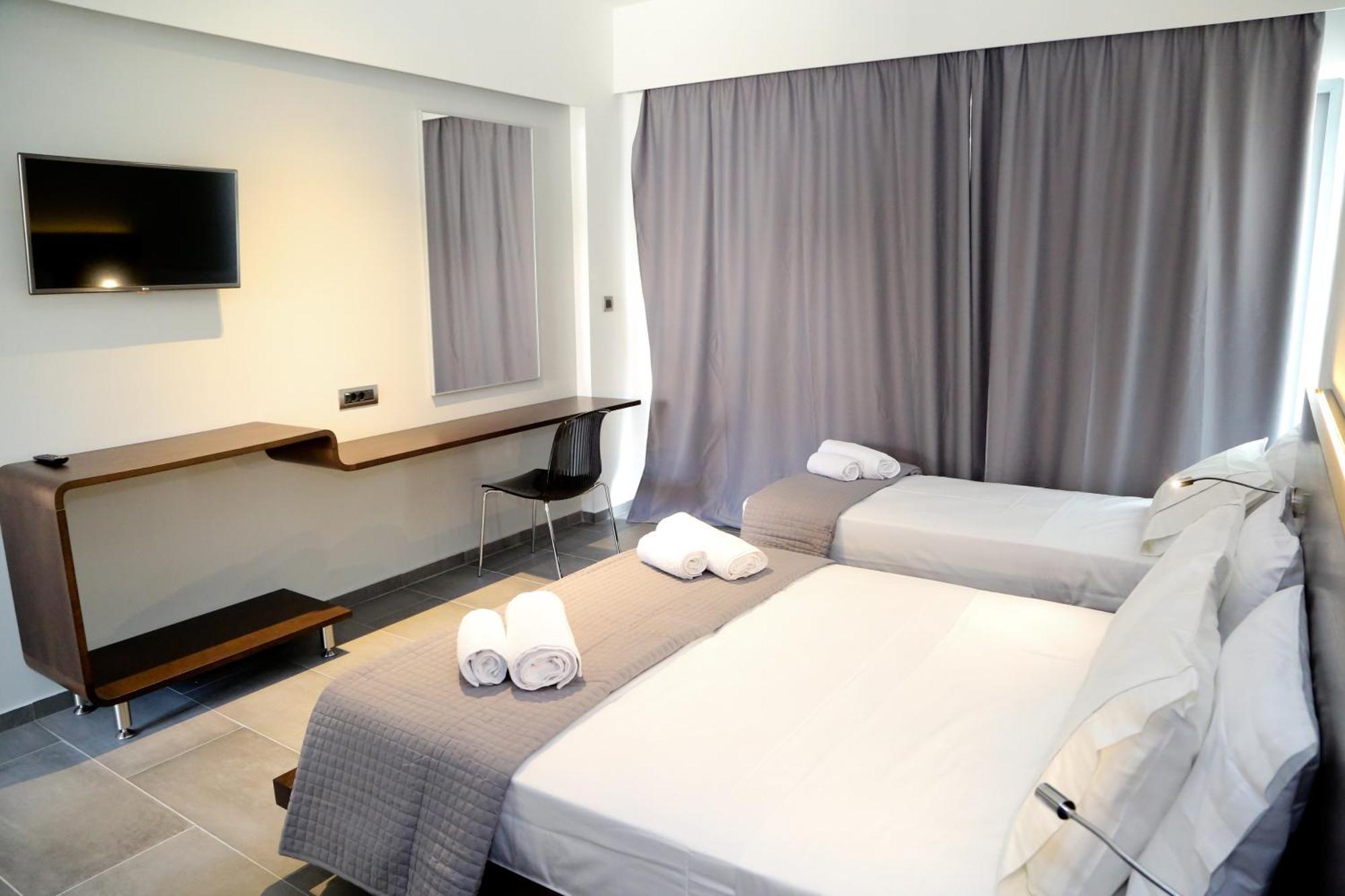 Triple Room with Balcony