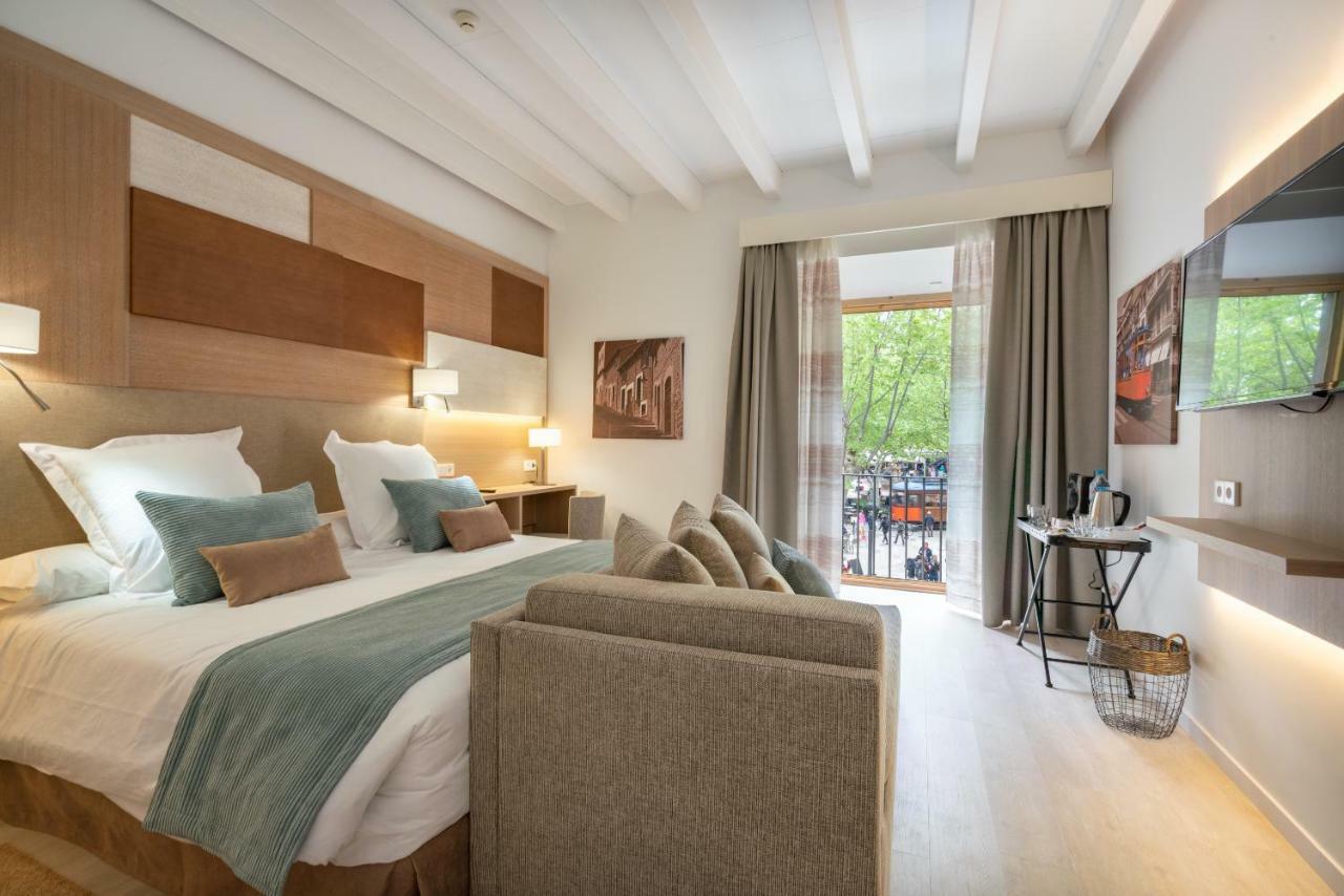 Suite with City View