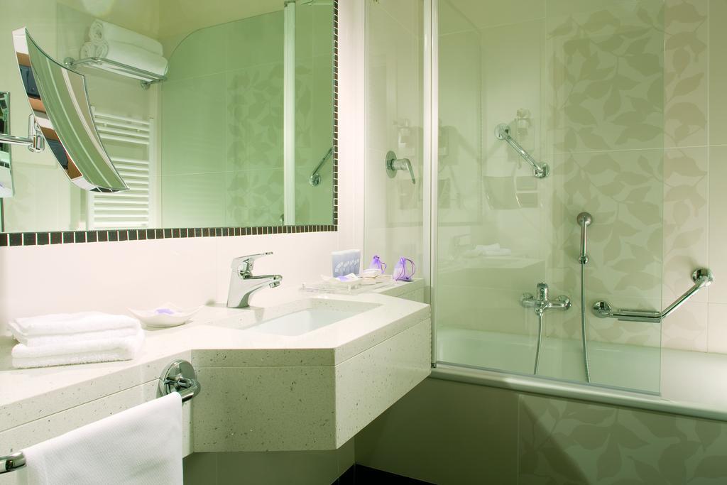 Classic Double or Twin Room