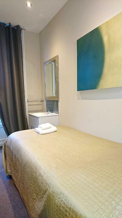 Camera Singola con Bagno in Comune