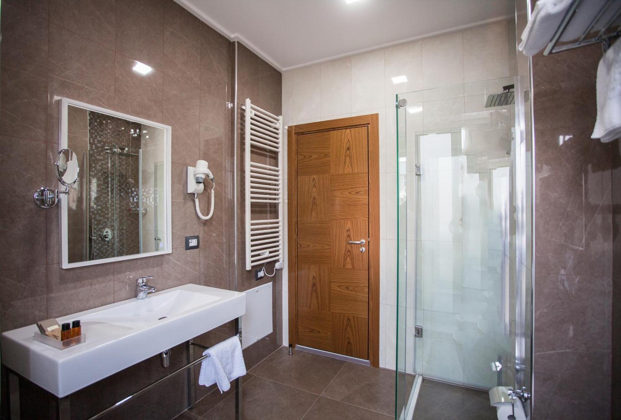 Small Single Room