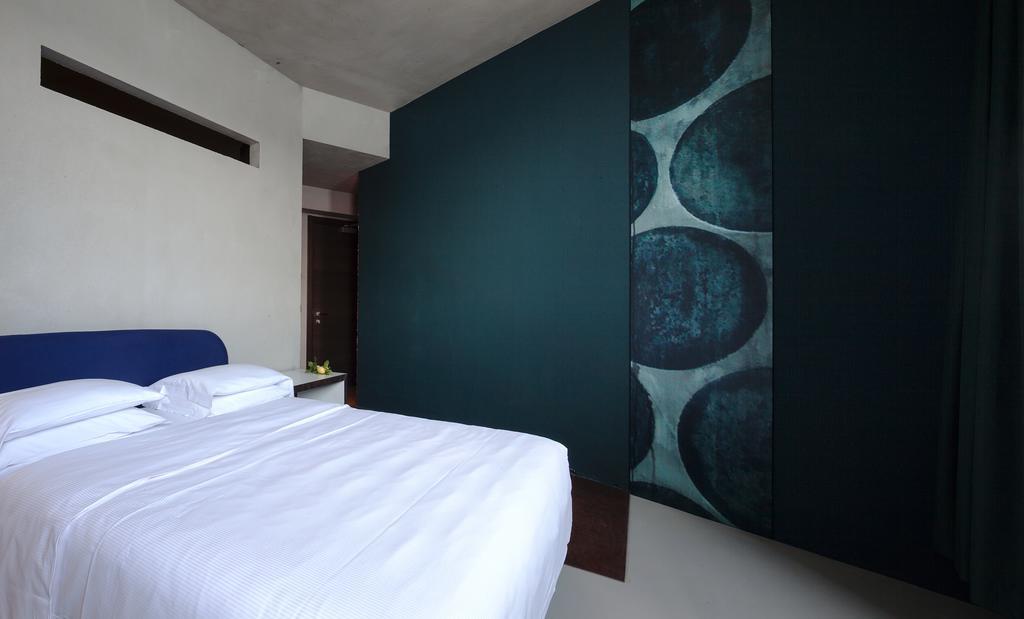 Double Room Lake View