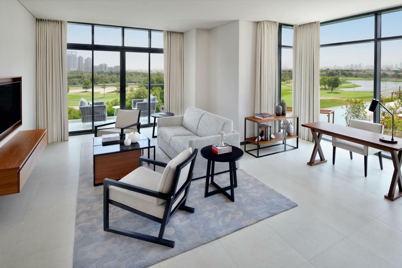 Golf View Executive Suite Private Balcony