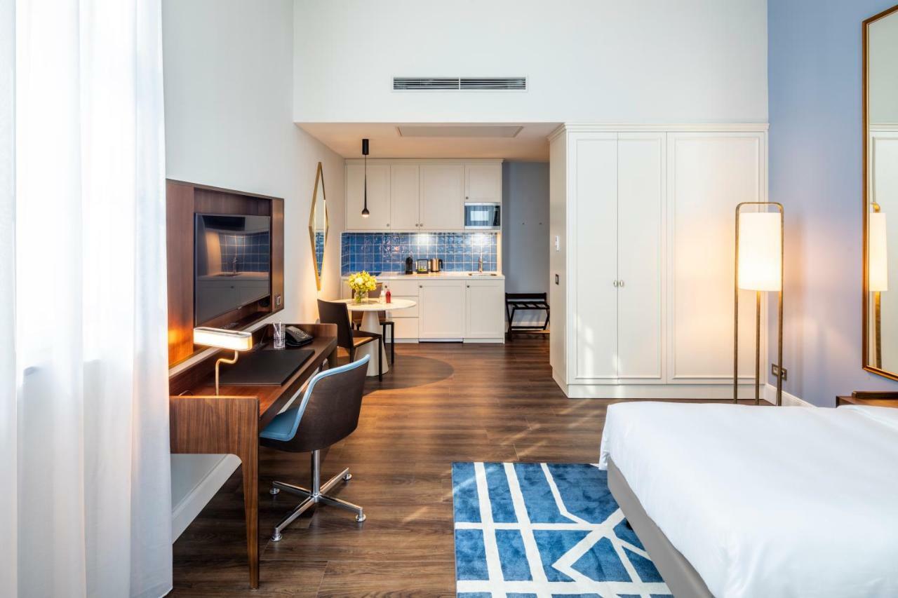Premier Suite