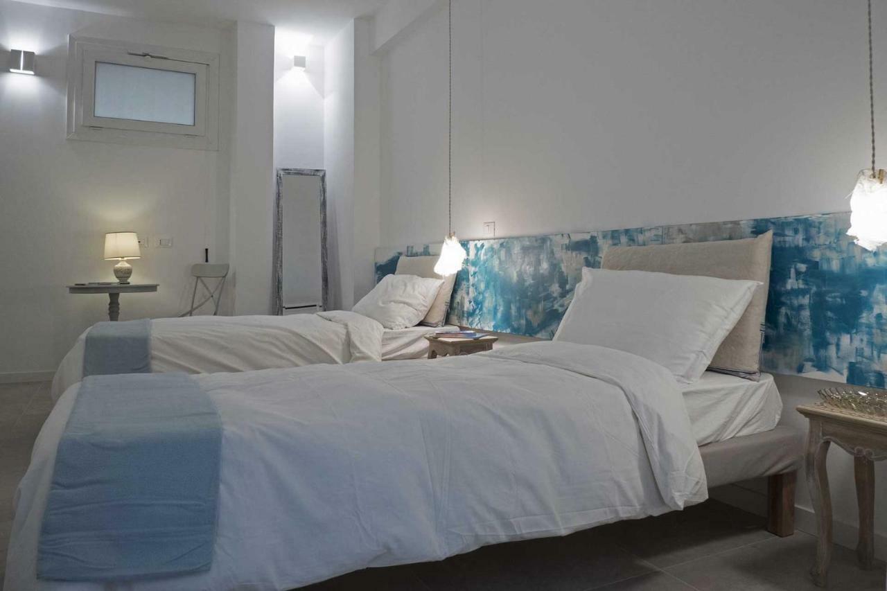 Double or Twin Room Private Bathroom