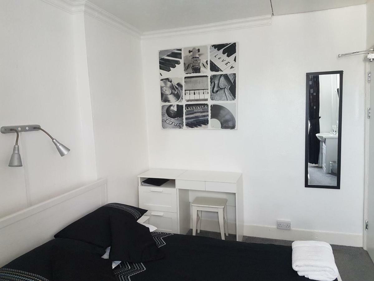 Standard Double Room,1194408244:JPEG