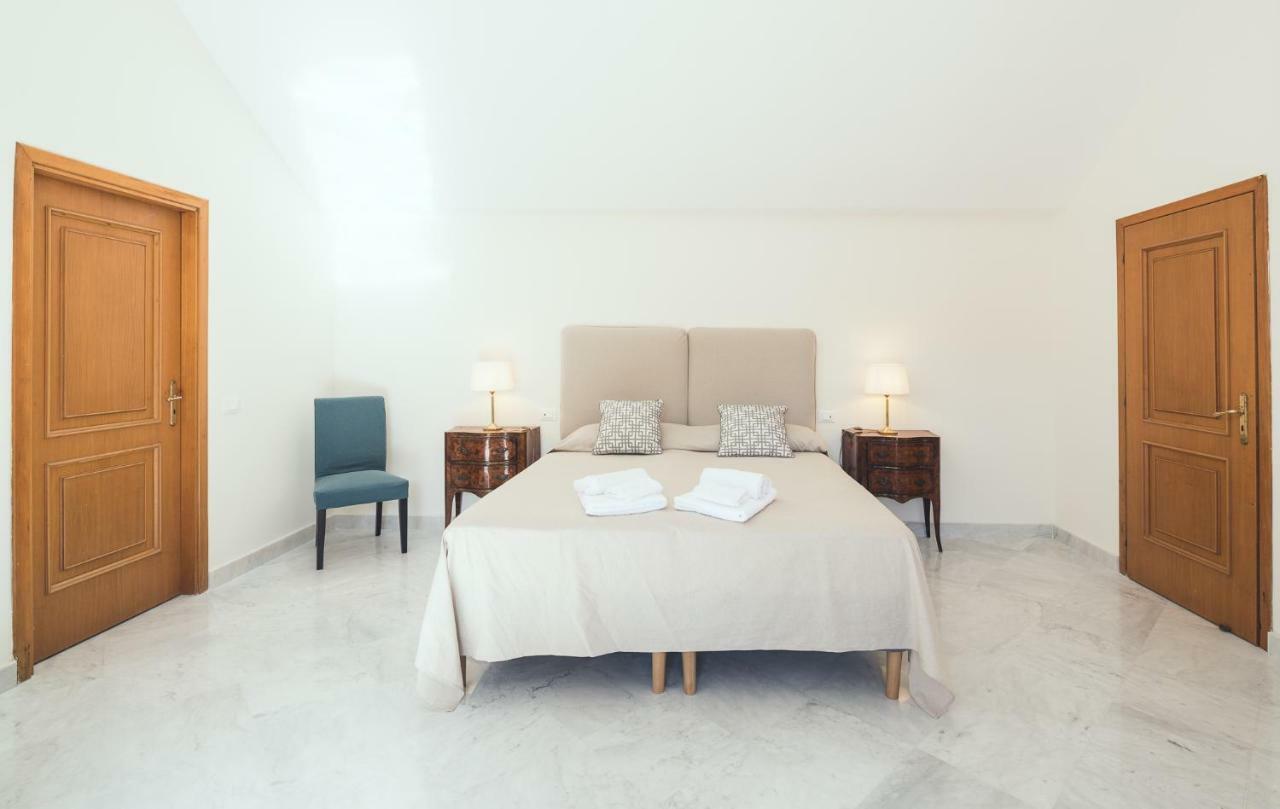 King Room Spa Bath