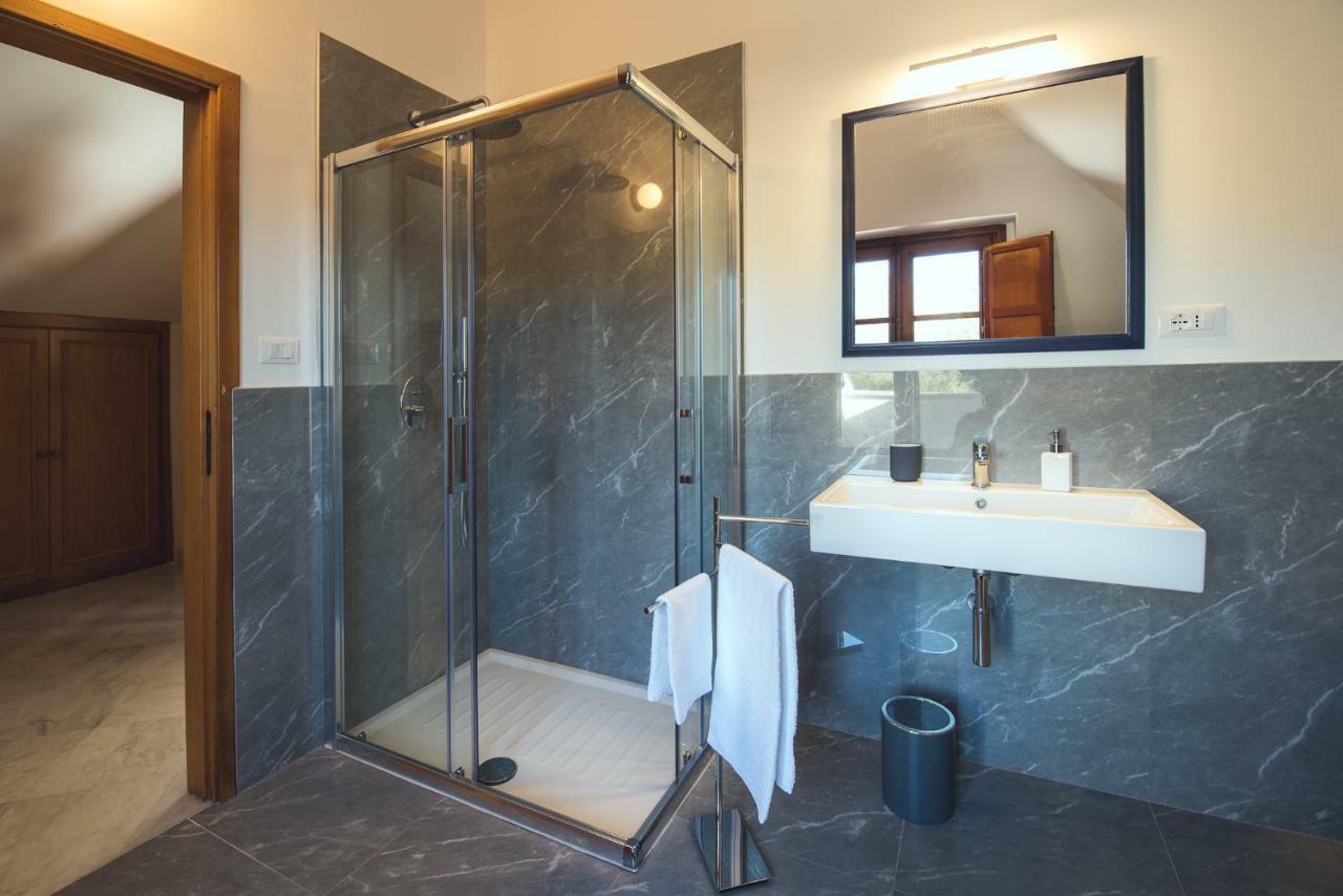 King Room Spa Bath