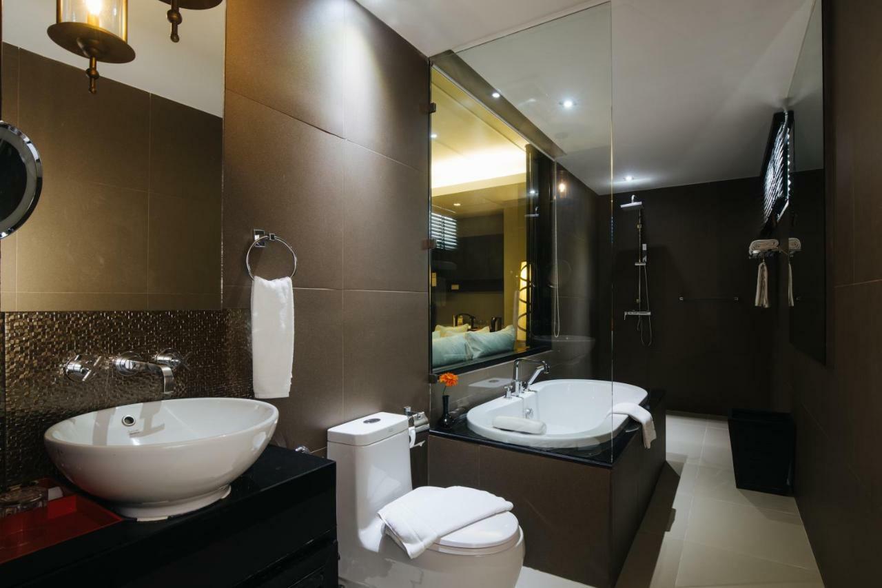 Deluxe Room Room only