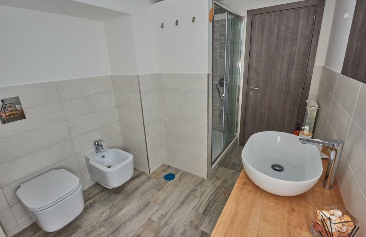 Double Room Private External Bathroom