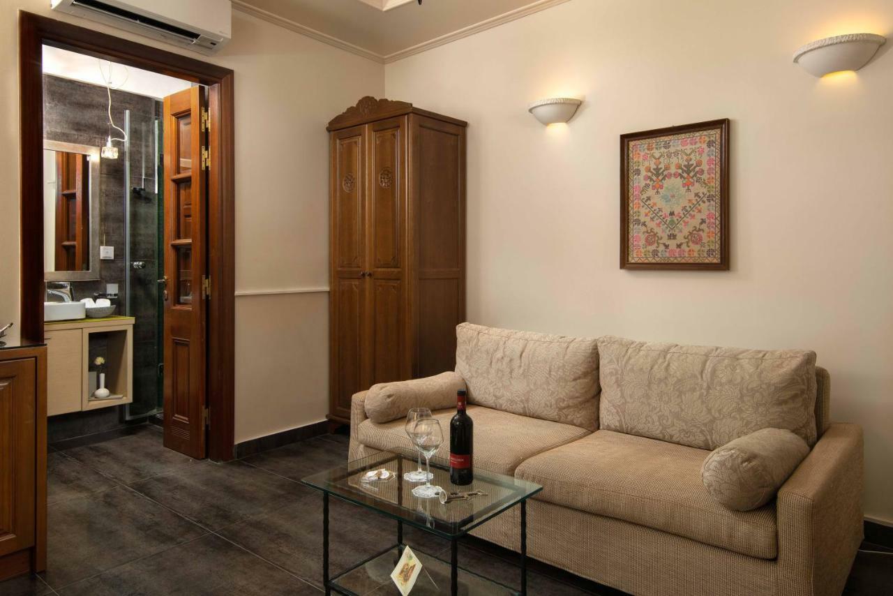Superior Suite Private Terrace