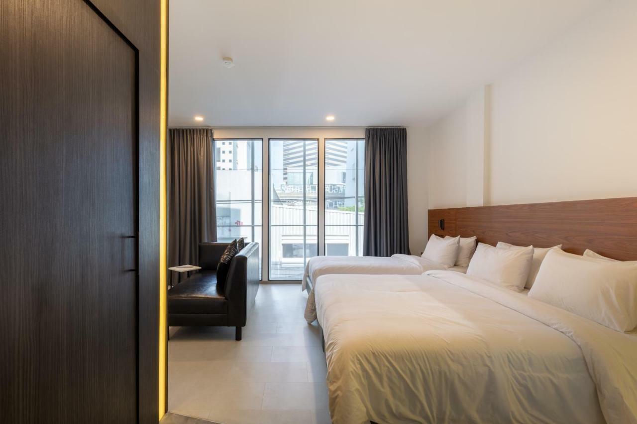 RENO TRIPLE SUITE,908881474:JPEG