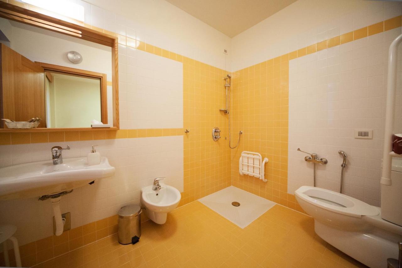 Double or Twin Room Mountain View