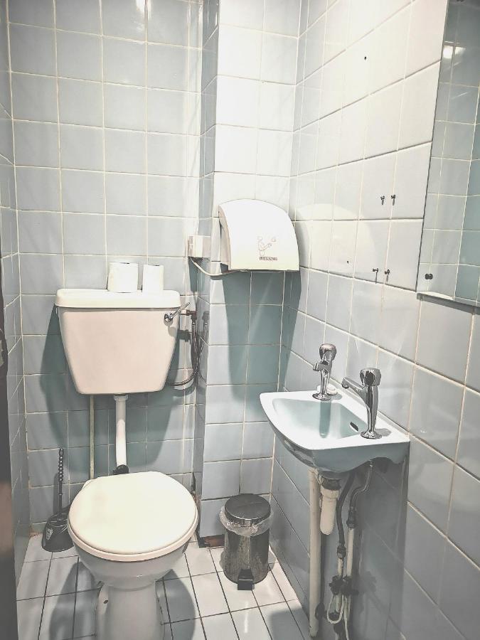 Single Room Shared Shower Toilet No Window