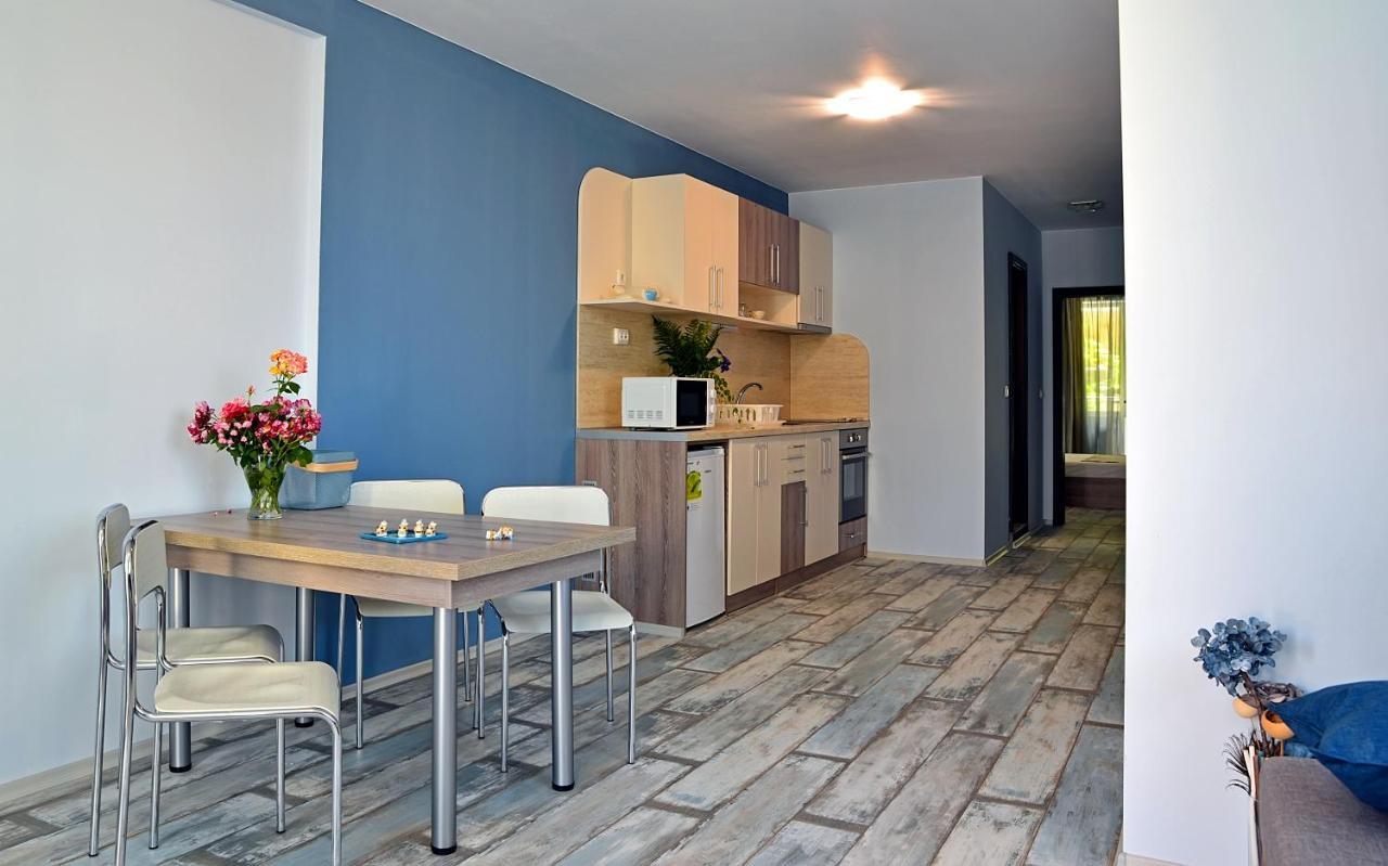 One-Bedroom Apartment Balcony