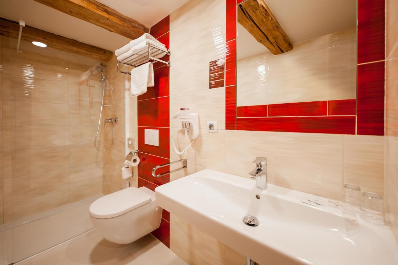 Economy Double or Twin Room