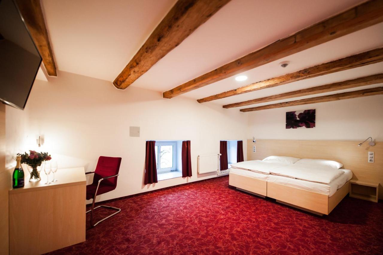 Economy Double or Twin Room