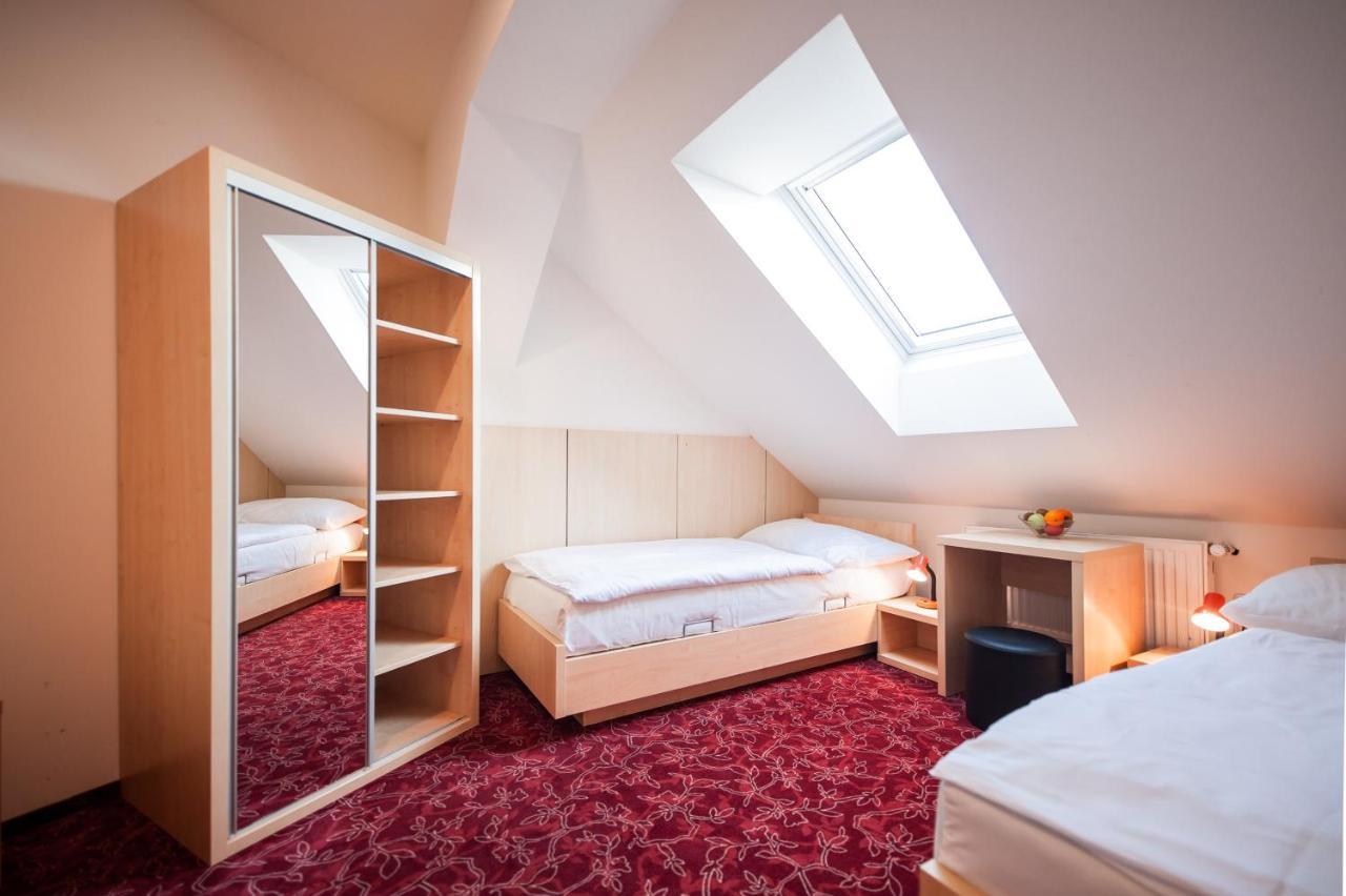 Economy Double or Twin Room