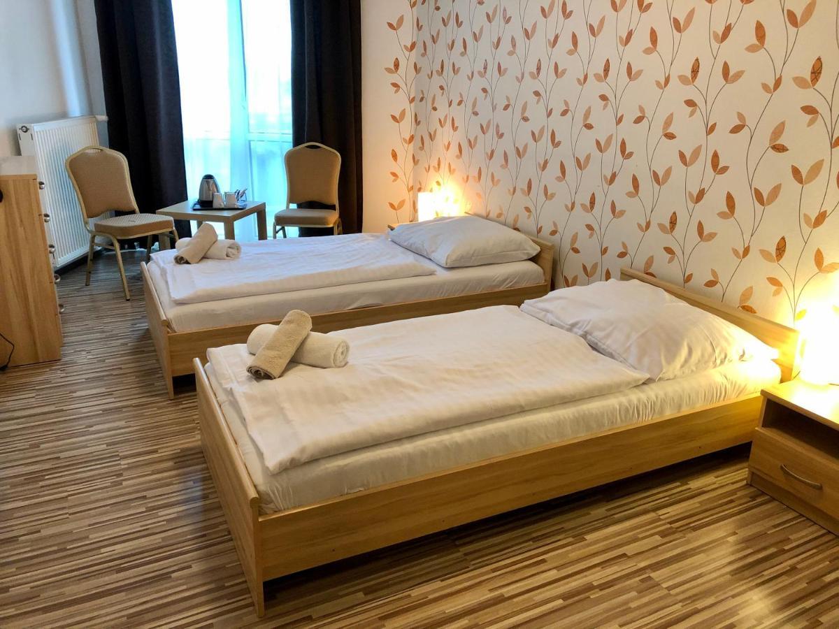 Quarto Standard com 2 Camas de Solteiro