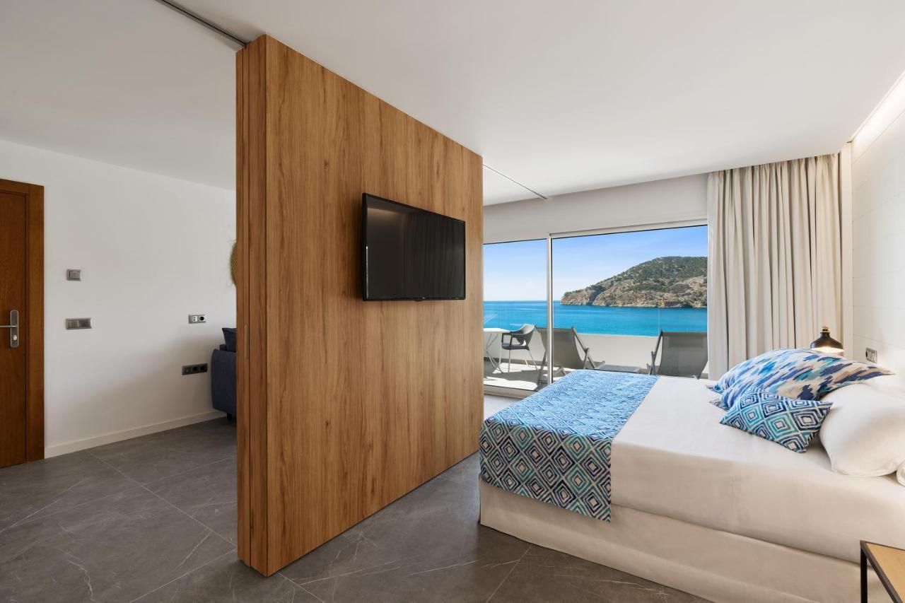 Suite Sea Pool View