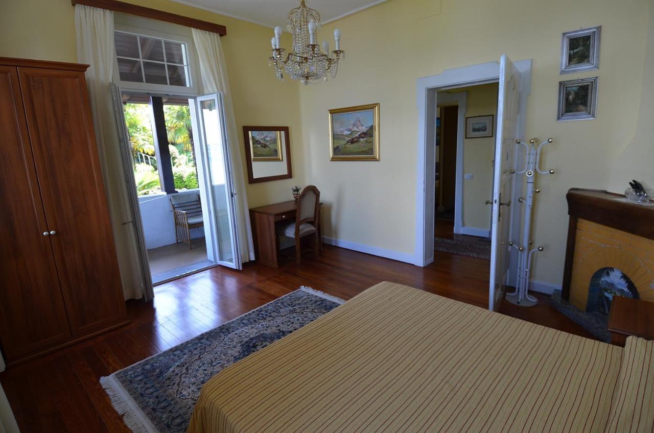 Superior Two-Bedroom Suite Balcony Lake View
