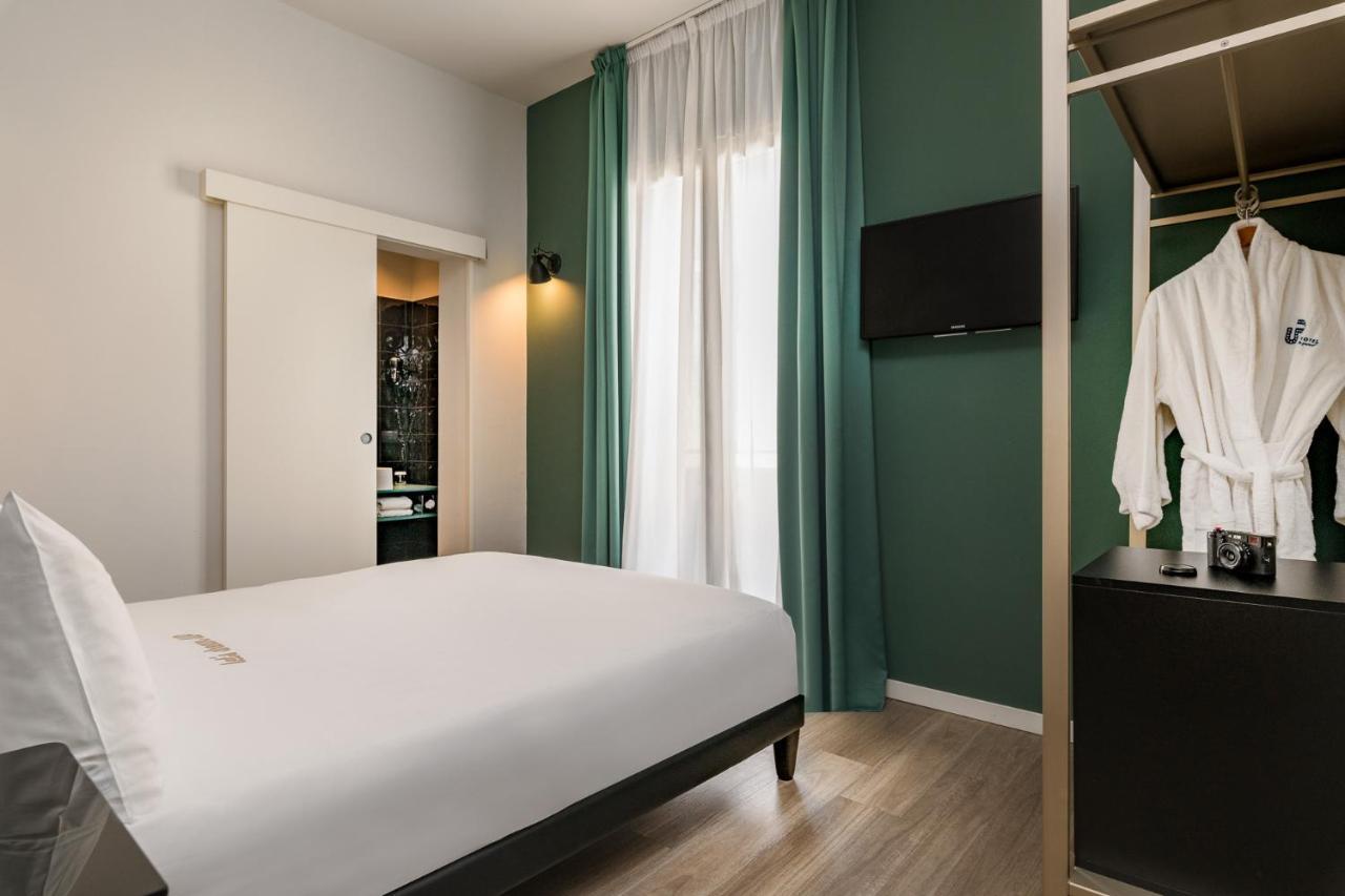 Junior Suite Balcony