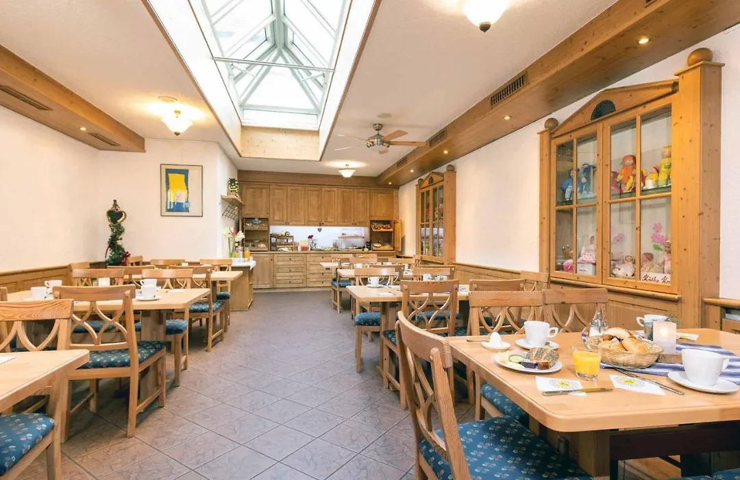 Hotel Restaurant Goldener Hirsch-1