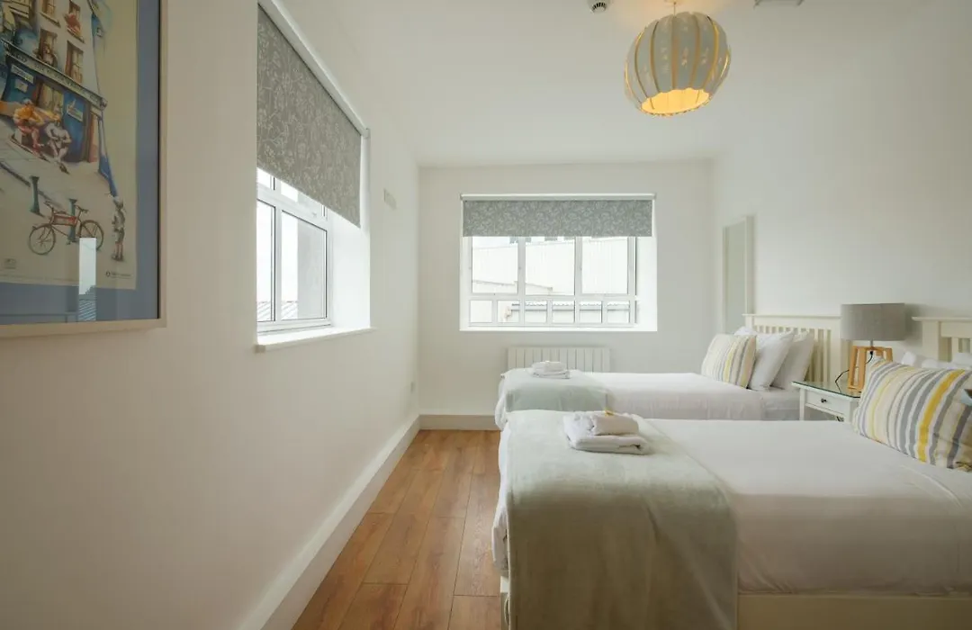 The Eyre Square Townhouse-1