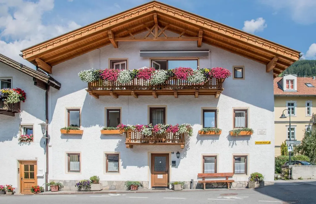 Apartments Heidenberger Delle Scuole-1