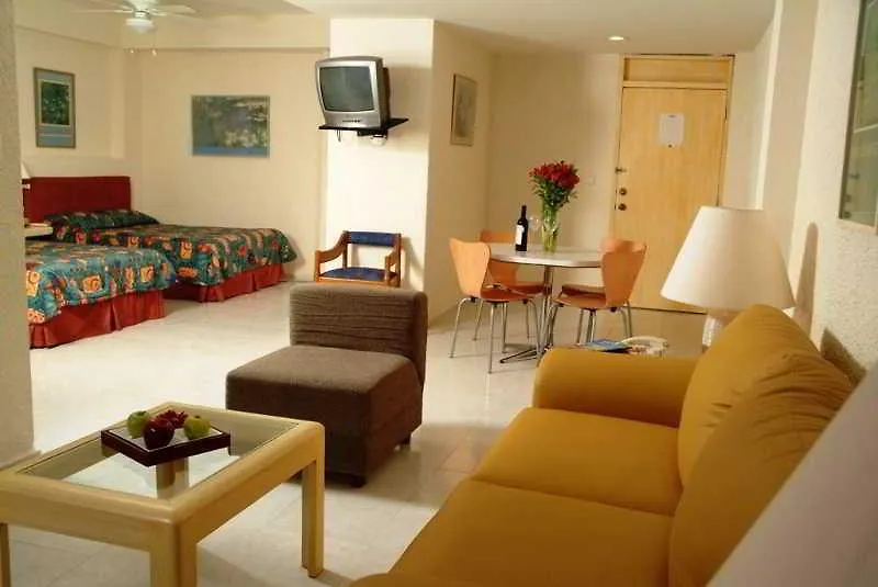 Hotel y Suites Nader-1