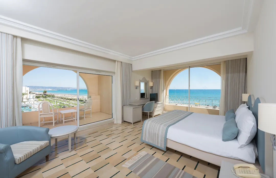Iberostar Waves Averroes-1