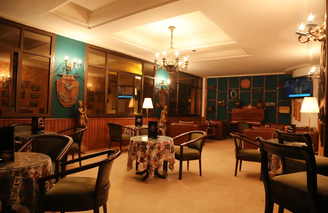 Hotel Rembrandt-1