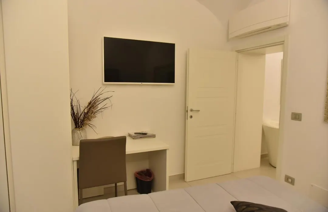 Conte Max Rooms-1