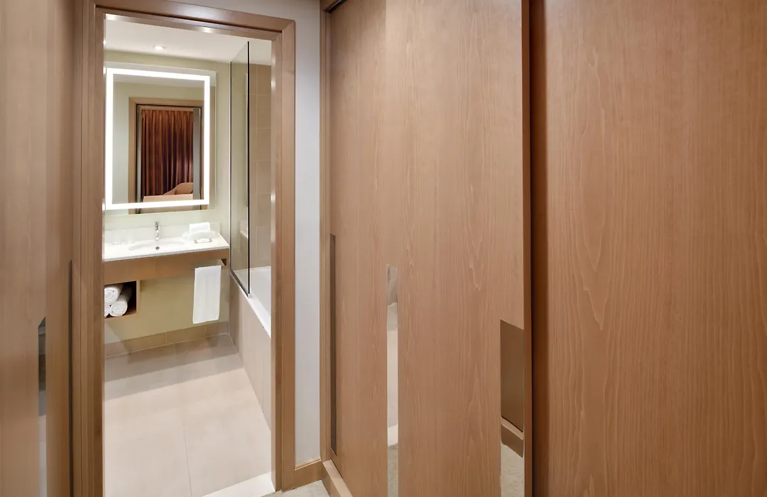 Holiday Inn & Suites - Dubai Festival City By Ihg-1