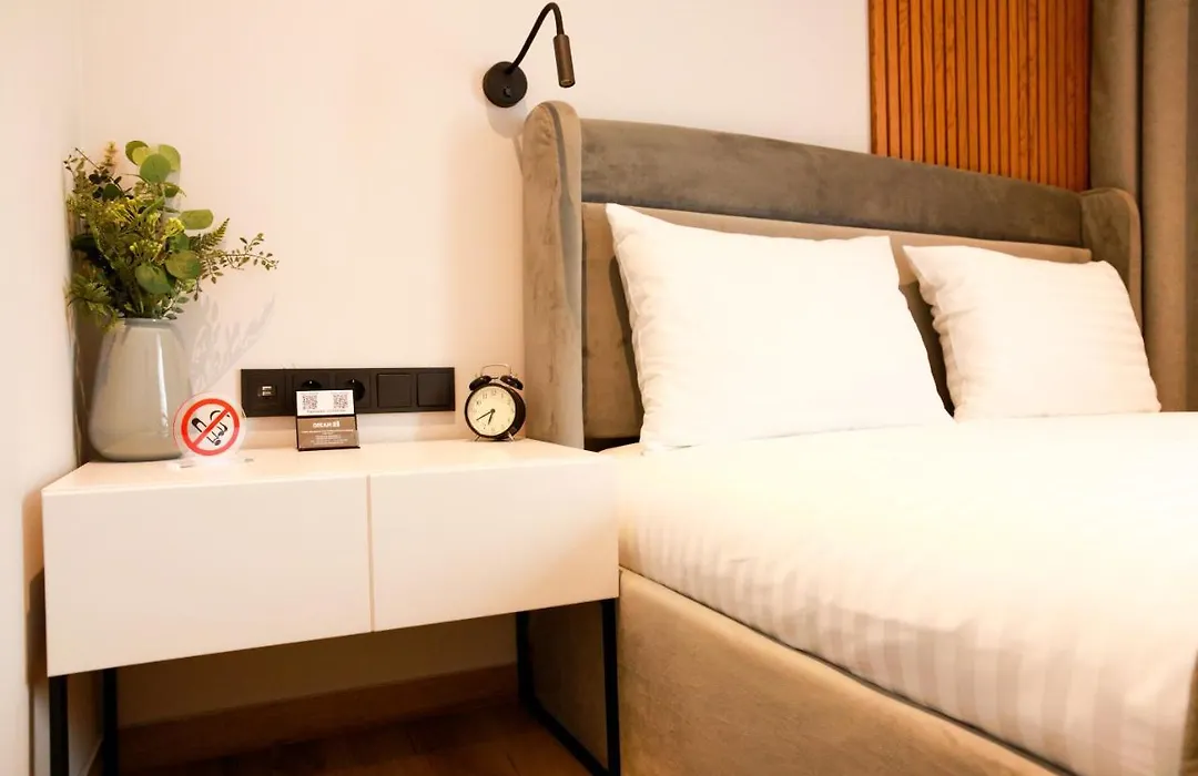Apart-Hotel Dream-1