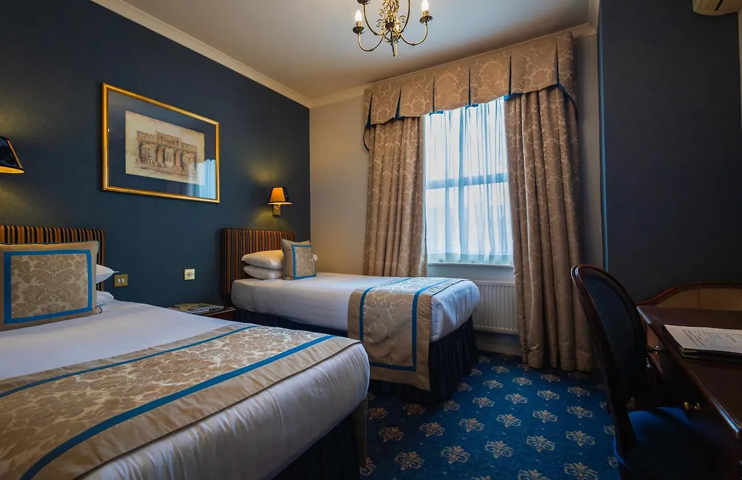 London Lodge Hotel-1